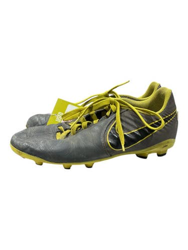 Used Nike Soccer Cleats Grey Junior 04 11847-S000035806