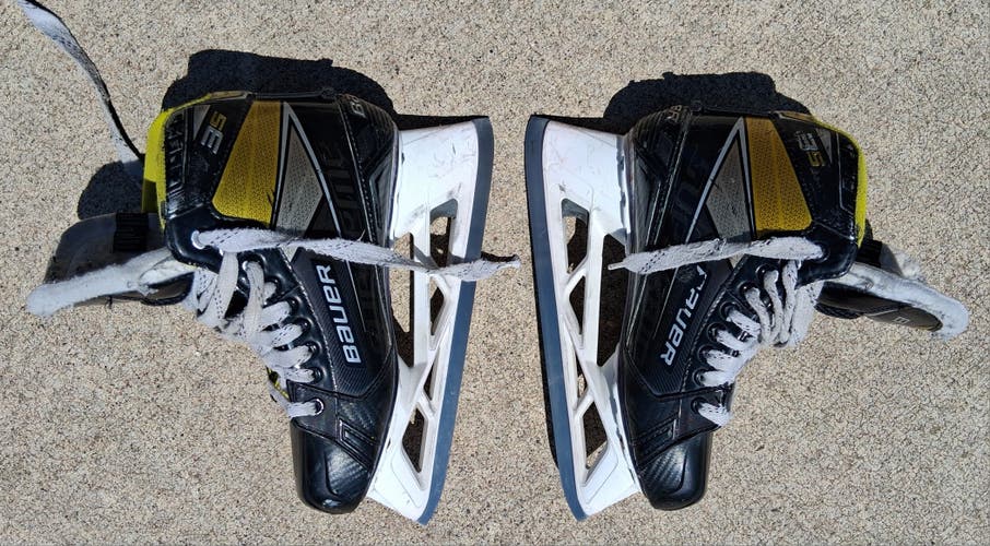 Bauer Supreme 3S Hockey Goalie Skates Regular Width 6 (Used)