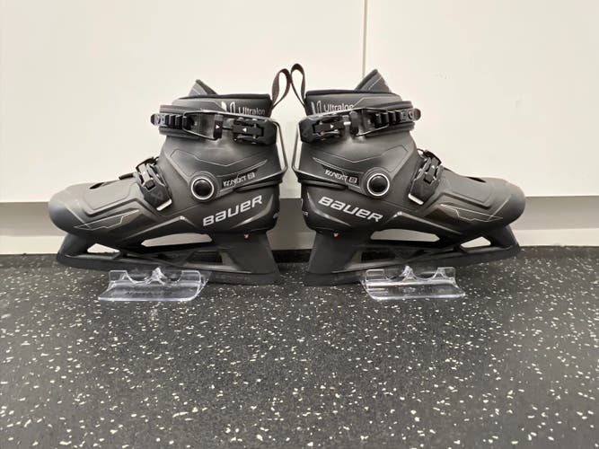 Black Bauer Konekt 2 Hockey Skates 7 (New)