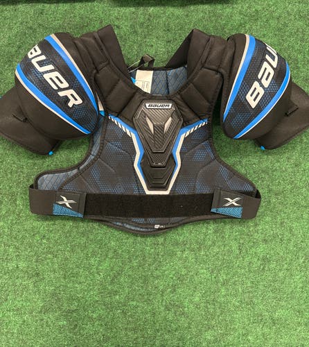 Intermediate Bauer X Shoulder Pads (New) | Intermediate Large