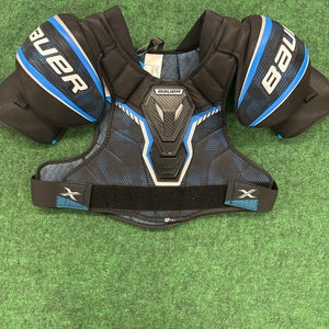 Intermediate Bauer X Shoulder Pads (New) | Intermediate Large