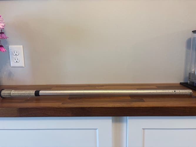 Adult Nike Alpha Shaft (Used)