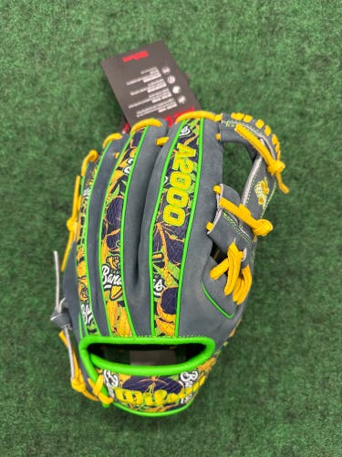 Wilson A2000 1786 "Savannah Bananas" RH Infield Baseball Glove 11.5" (New)