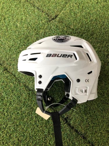 Small Bauer Re-Akt 150 Helmet (Used)