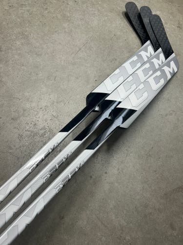 3 Pack 26” Senior CCM EFLEX 5 Regular Goalie Stick (New)
