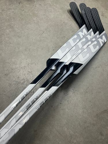 4 Pack 26” Senior CCM EFLEX 5 Regular Goalie Stick (New)