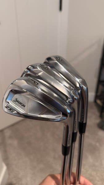 Srixon ZXi7 Iron Set | 4-PW | Dynamic Gold S300 Stiff | RH