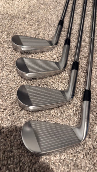 Srixon ZXi7 Iron Set | 4-PW | Dynamic Gold S300 Stiff | RH