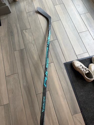 Intermediate Bauer Pulse Left Hand Hockey Stick P90TM 55 Flex Pro Stock (Used)