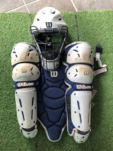 Youth Wilson EZ Gear Kit Catcher's Set (Used)