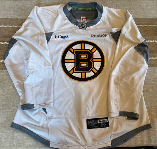 Boston Bruins Pro Stock White Size 56 Men's Reebok Practice Jersey (Used)