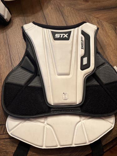 STX Shield 600 chest protector