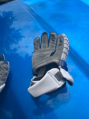 Warrior Burn Lacrosse Gloves (Used)