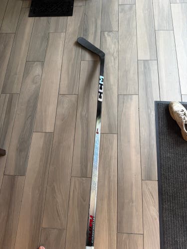 Intermediate CCM JetSpeed FT8 Pro Left Hand Hockey Stick P29 55 Flex (New)