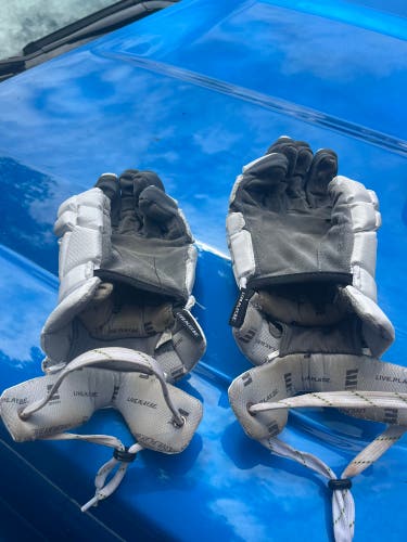 Epoch Integra Lacrosse Gloves (Used)
