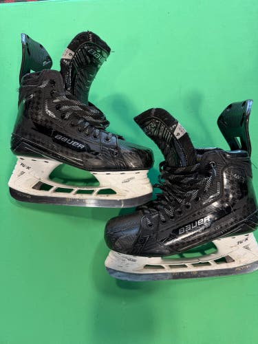 Bauer Supreme Mach Hockey Skates | Size 6 Fit 2
