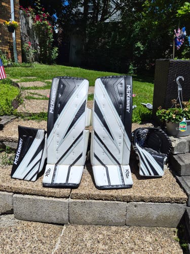33" +1" Sr. Mckenney XPG2 Regular Goalie Full Set Pro Stock (Used)