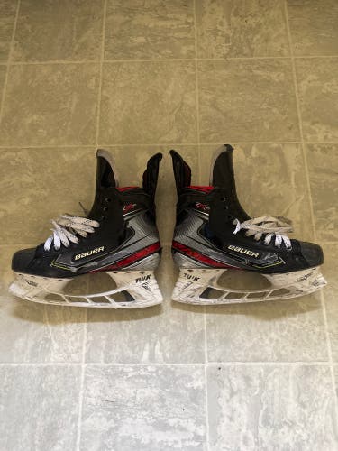 2019 Bauer Vapor 2X Pro Hockey Skates Regular Width Pro Stock 7 (Used)