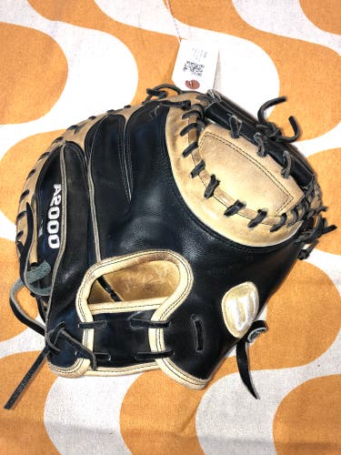 Black Wilson A2000 DPCM RH Catcher's Baseball Glove 33" (Used)