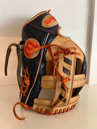 Wilson A2000 Infield Baseball Glove 11.5" JA27 Jose Altuve Game Spec super snake skin