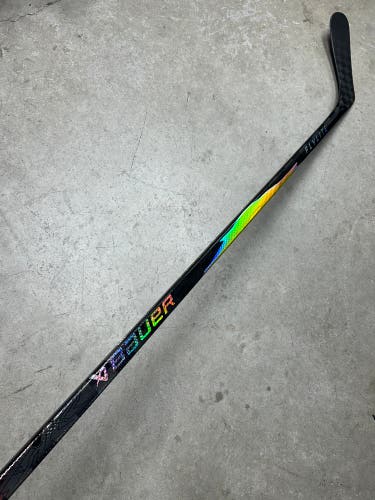 82 Flex P92 Senior Bauer Vapor Flylite Left Hand Hockey Stick (New) NHL Pro Stock