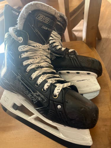 2024 Bauer Supreme M50 Pro Hockey Skates Regular Width 7.5 (Used)