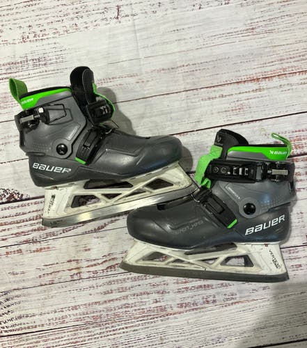 Intermediate Bauer Konekt HF2 Hockey Goalie Skates Regular Width Size 4 (Used)