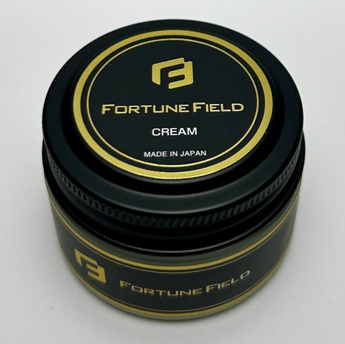 Fortune Field moisturizing cream for your glove.