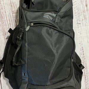 Black Easton E610CBP Catcher's Bag (Used)