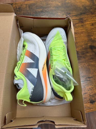 New Balance FuelCell SuperComp MDXv3 Track Spikes