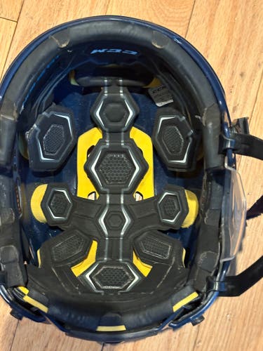 Medium CCM Tacks 310 Helmet (Used)
