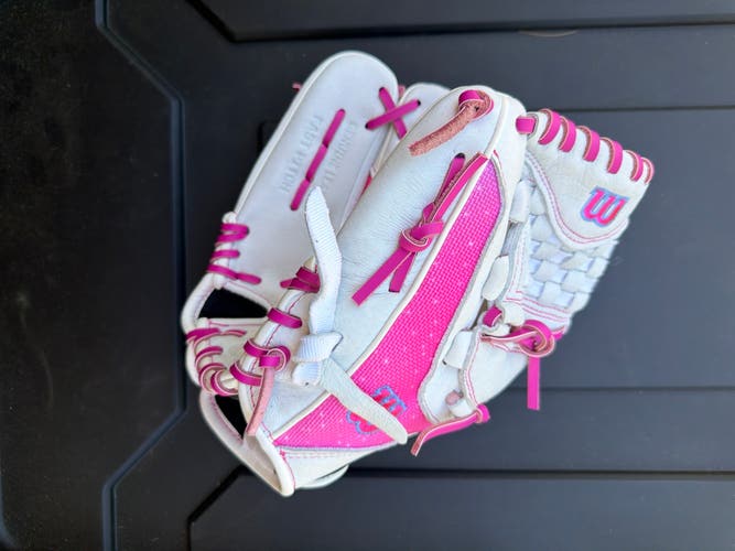 Wilson Flash LH Softball Glove 11.5" (Used)