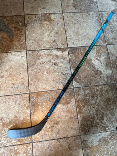 Intermediate Bauer Nexus Geo Left Hand Hockey Stick P88 55 Flex (Used)