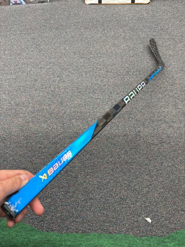 Junior Bauer Nexus Sync Hockey Stick Left Hand P28 50 Flex (Used)