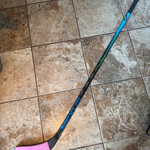 Intermediate Bauer Nexus Geo Left Hand Hockey Stick P88 65 Flex (Used)