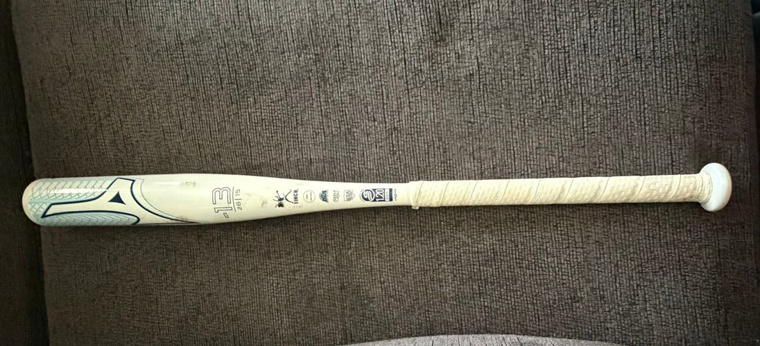 2026 Mizuno Jennie Finch Alloy Bat (-13) 15 oz 28" (Used)