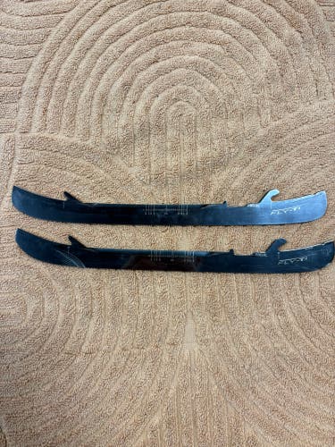 Bauer Fly-Ti 280-XL mm Blades (Used)