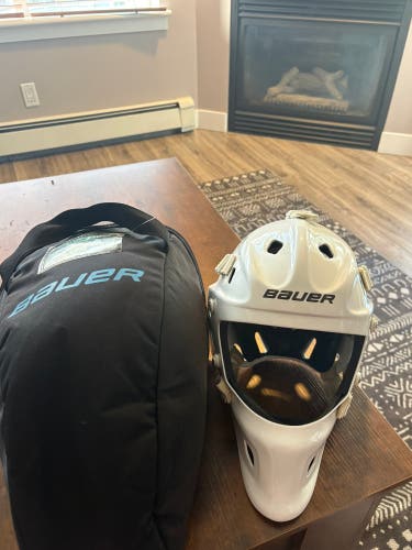 Senior Large Bauer NME One Goalie Mask (Used)