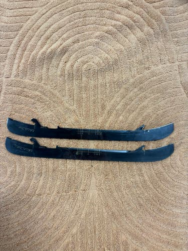 Bauer Fly-Ti 280-XL mm Blades (Used)