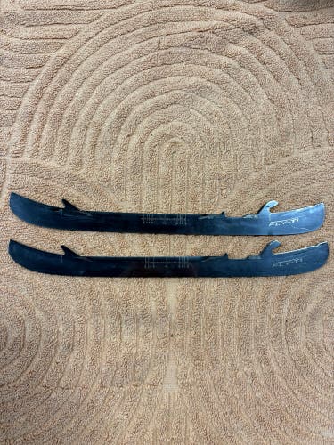 Bauer Fly-Ti 280-XL mm Blades (Used)
