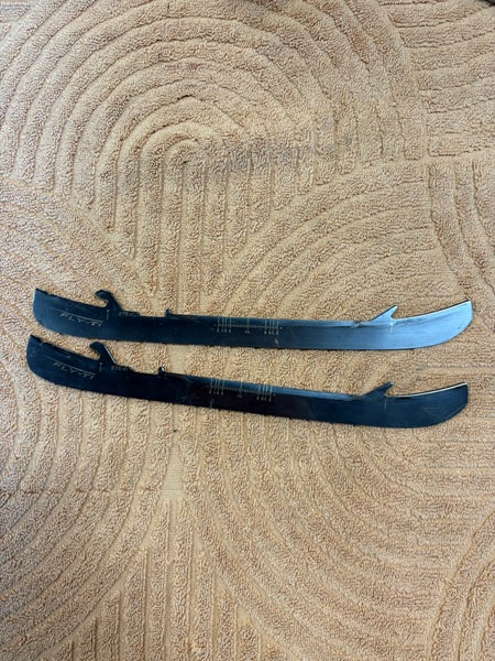 Bauer Fly-Ti 272-XL mm Blades (Used)