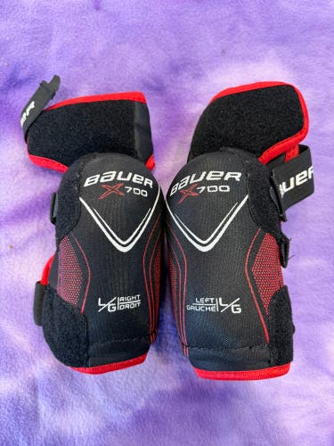 Junior Large Bauer Vapor X700 Elbow Pads (Used)