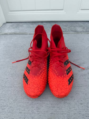 Red Men's Size M 10.0 (W 11.0) Adidas Predator freak.2 Cleats (Used)