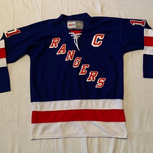 New York Rangers Messier CCM Adult Large Jersey
