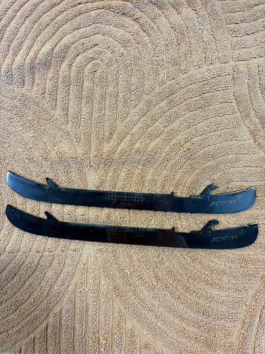 Bauer Fly-Ti 272-XL mm Blades (Used)