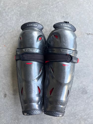 Intermediate Bauer Vapor 3X Pro 14" Shin Pads