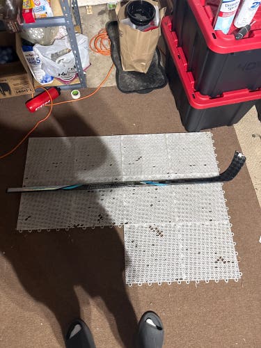 Junior Bauer Nexus Tracer Left Hand Hockey Stick P92 50 Flex (Used)