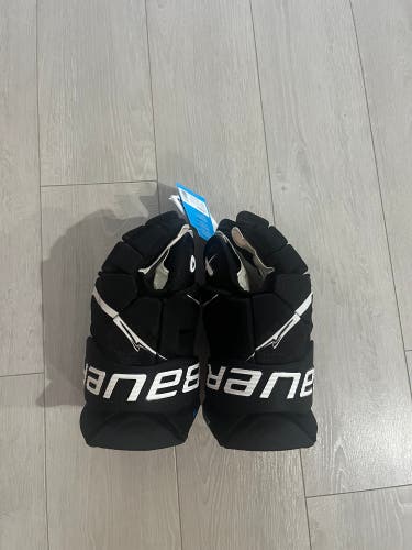 Bauer Vapor Flylite Gloves 13" (New)