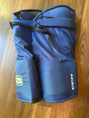 Senior Medium CCM HP70 Hockey Pants Vancouver Canucks