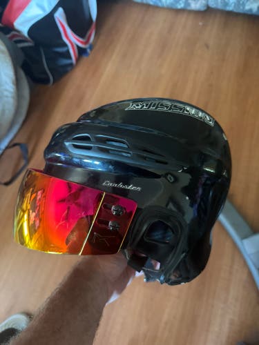 Large Mission Helmet (used) with a tronx s30 visor (new)